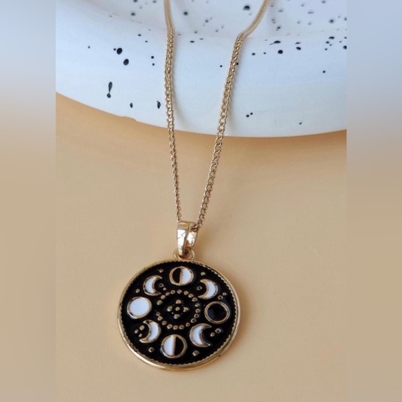 Moon Phase Medallion Waxing Waning Gibbous Crescent Full Astronomy Coin Necklace - Picture 10 of 12